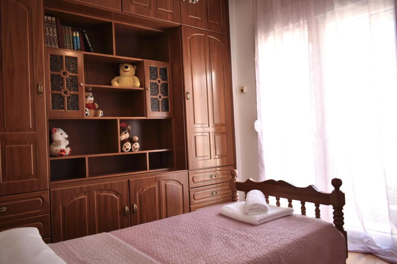 Κεντρικό Και Ευρύχωρο Οροφοδιαμέρισμα แคซโทเรีย ภายนอก รูปภาพ